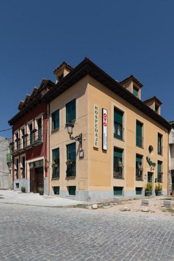 OYO Casa Rural La Chata Valsain Exterior foto